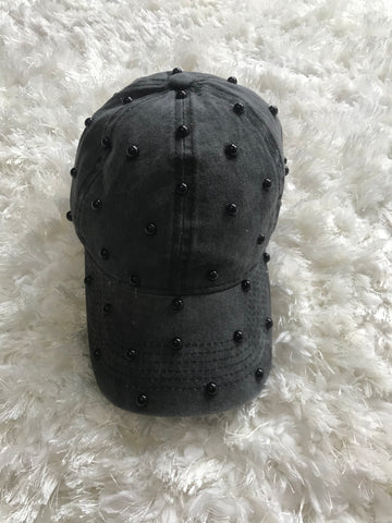 Black Pearls - Black Vintage Cap