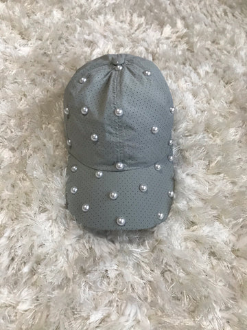 White Pearls - Light Gray Dry Fit Cap